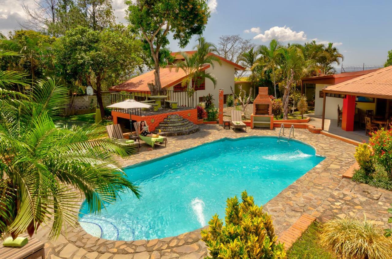 Dushi Vida Country Inn Alajuela Eksteriør billede
